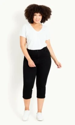 Avenue Evans Black Cropped Jeans