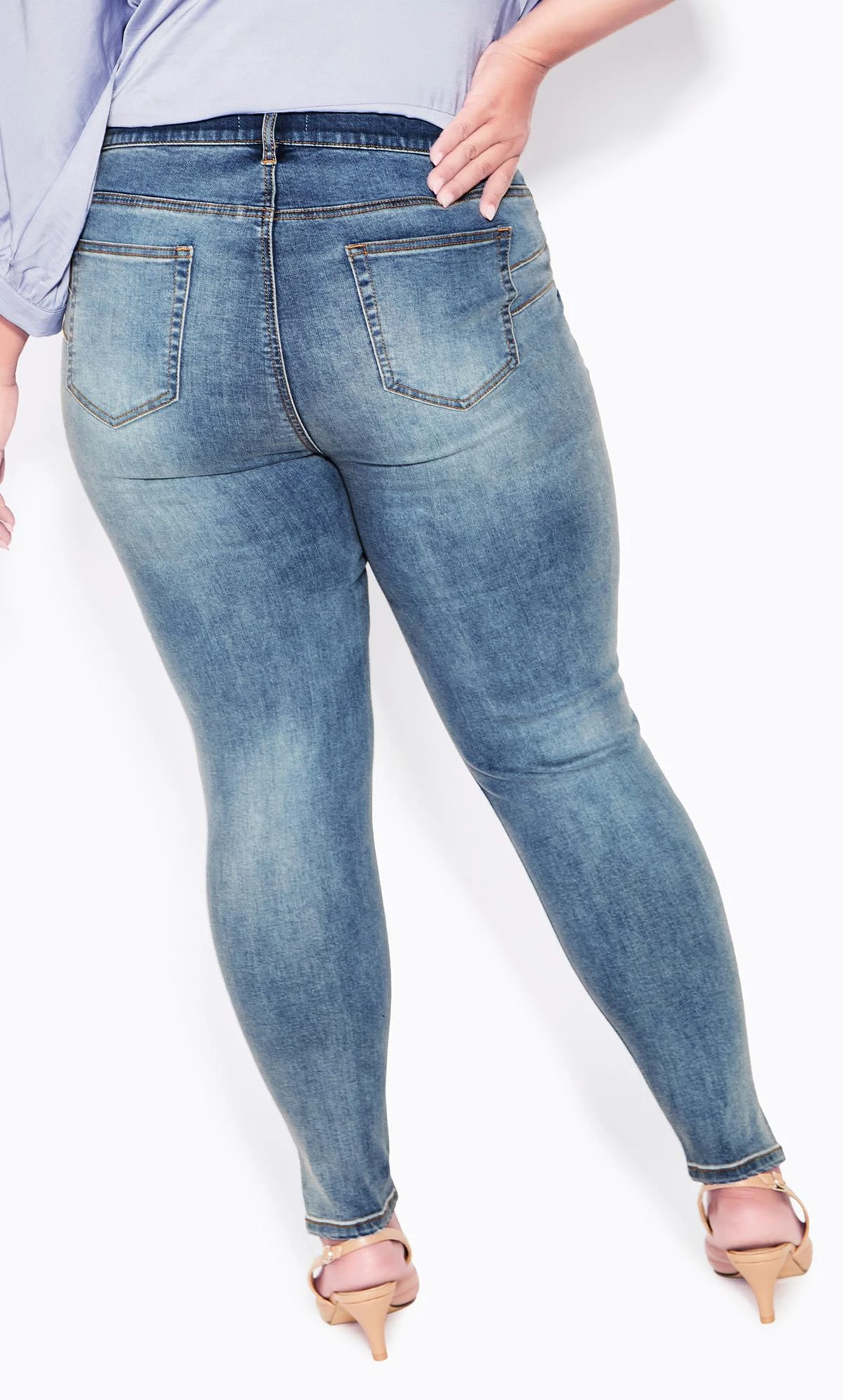 Avenue Light Blue Wash Split Hem Skinny Jeans - Image 4