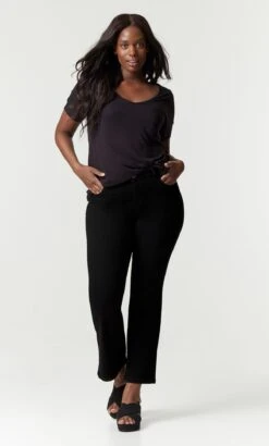 Evans Black Cropped Mom Jeans