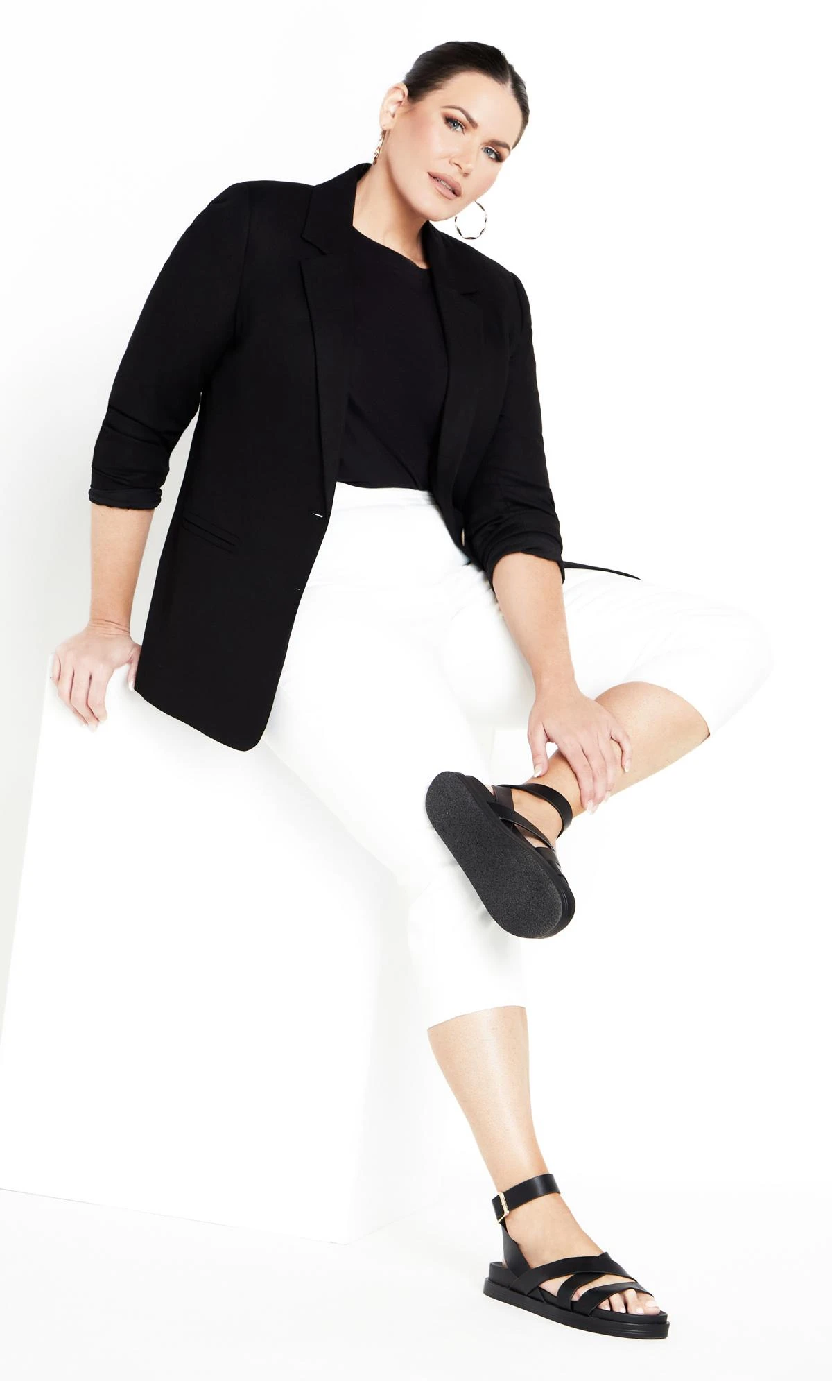 Avenue Evans White High Waisted Cropped Jeans - Image 2